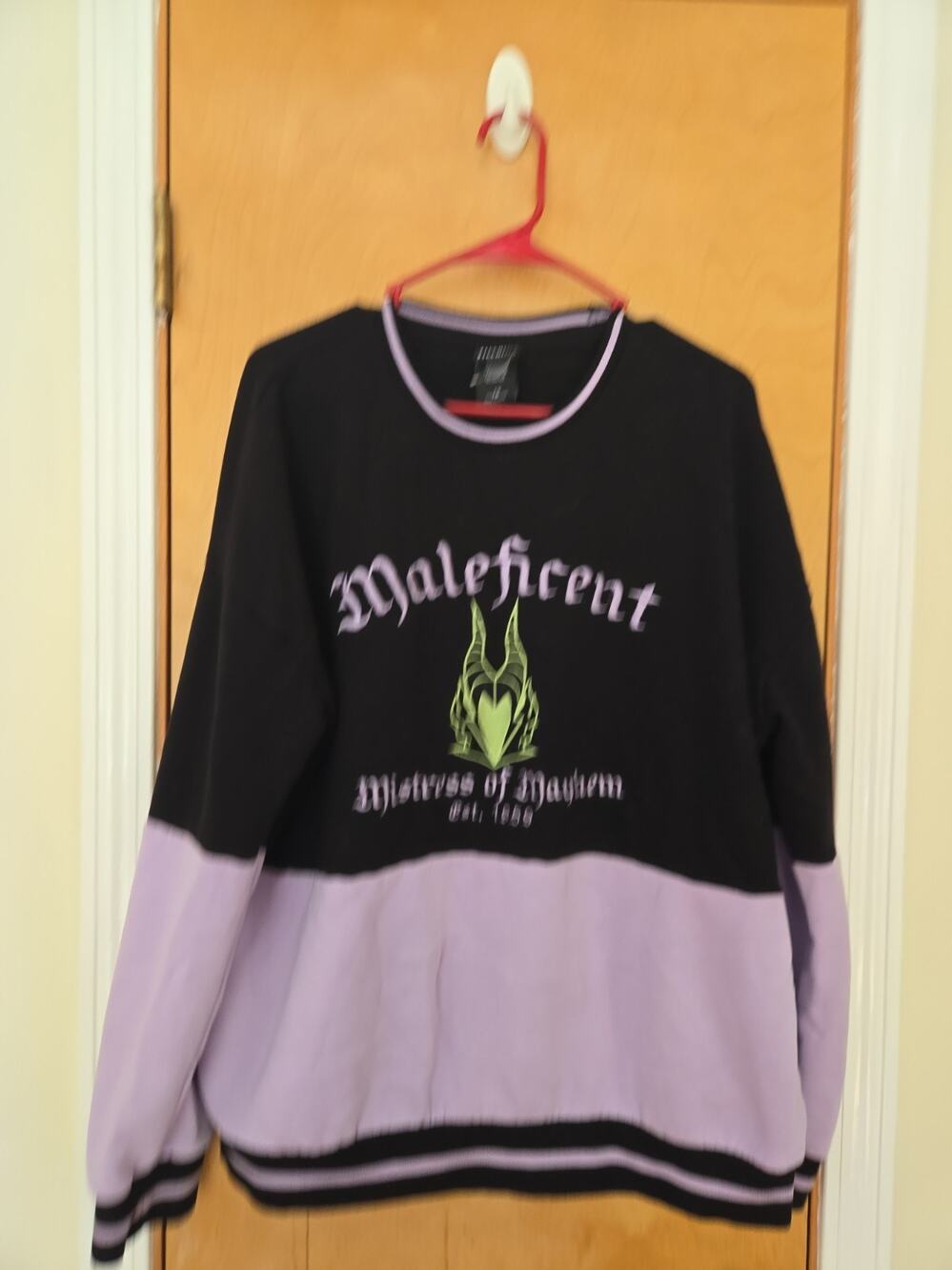 Disney Maleficent Black Sweatshirt with rhinestone Women's Size M